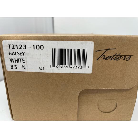 Trotters Womens Halsey Flat White Adjustable Ankle Strap Size 8.5 - Picture 11 of 11